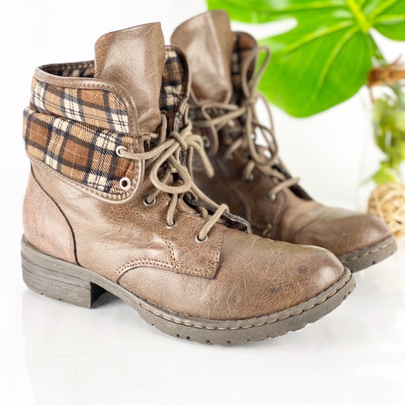 boc karel combat boot